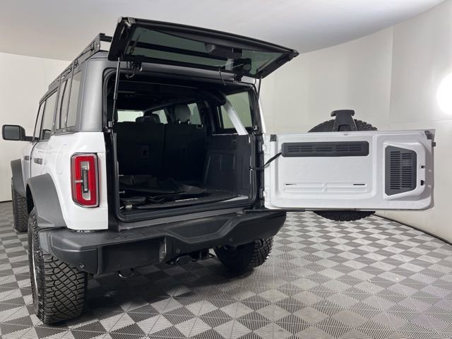 Used 2022 Ford Bronco Badlands image 45