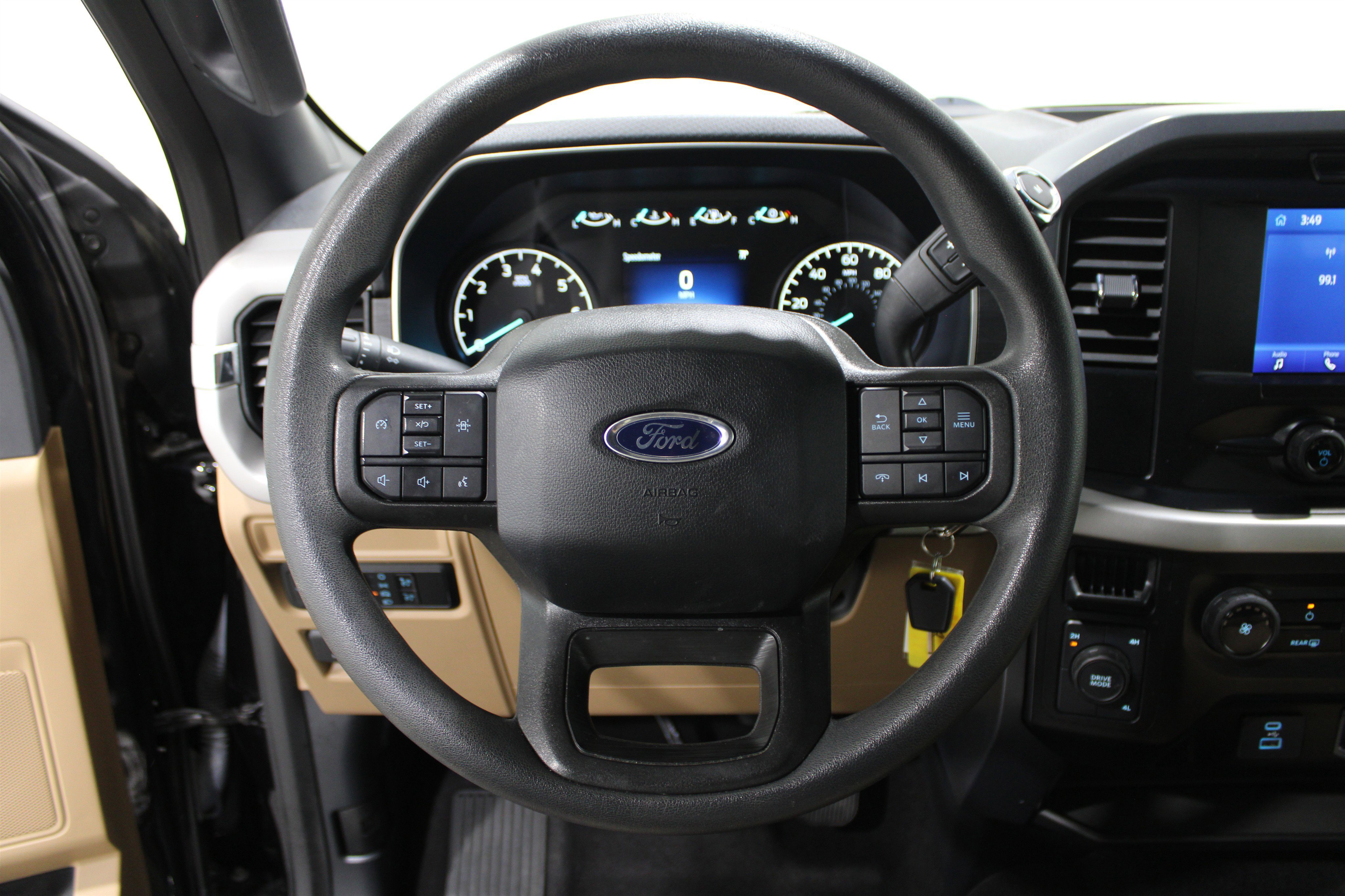 Used 2023 Ford F150 XLT image 9