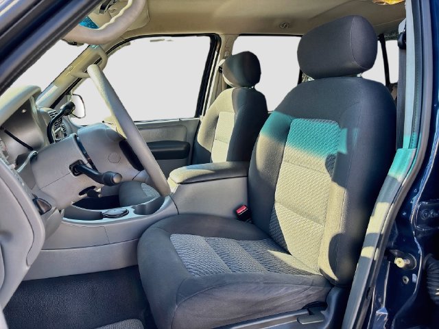 Used 2003 Ford Explorer Sport Trac XLS RWD image 19