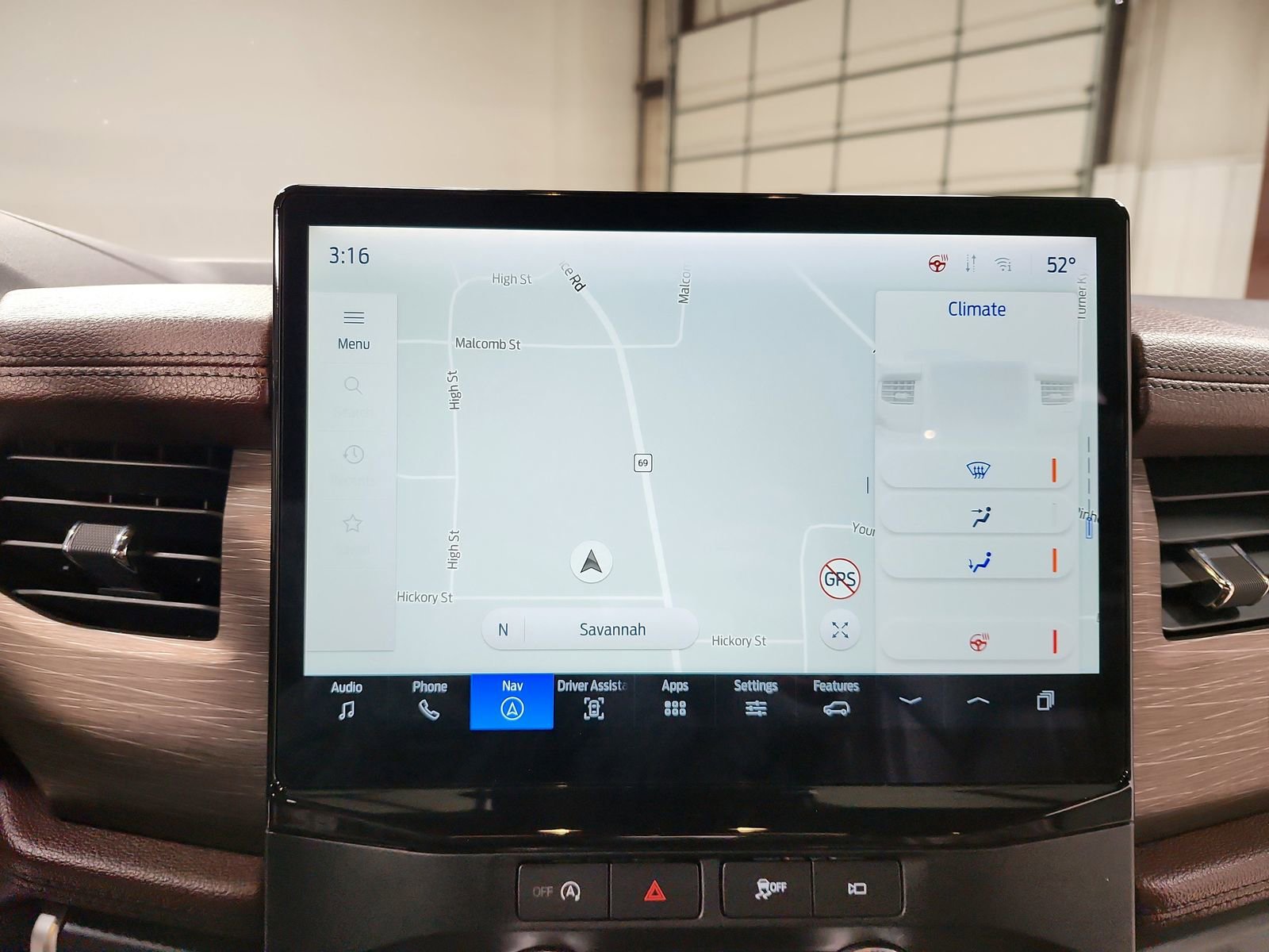 Used 2024 Ford Expedition Limited image 30