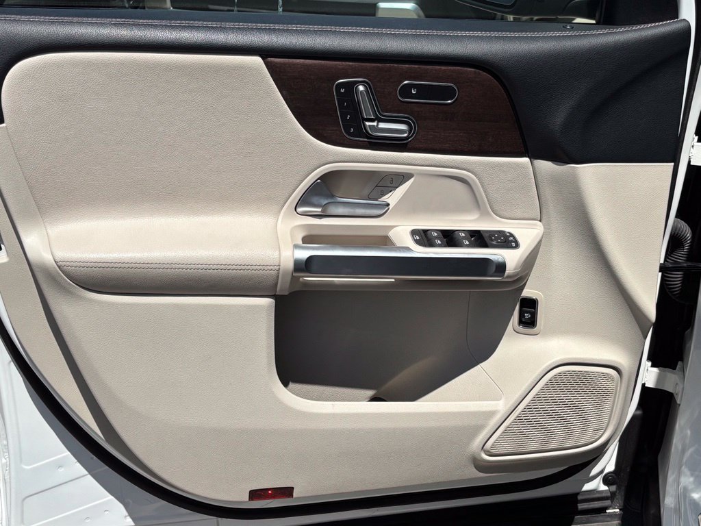 Used 2020 Mercedes-Benz GLB 250 image 10