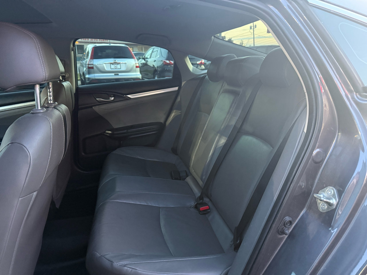 Used 2017 Honda Civic Touring image 10