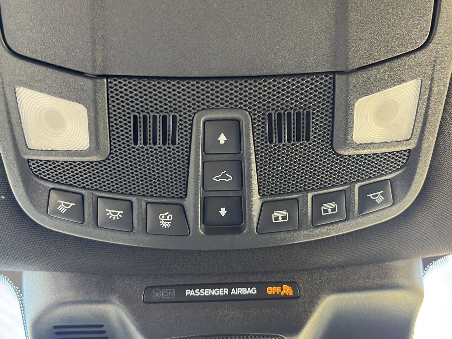 Used 2022 Ford Expedition Max Limited image 18