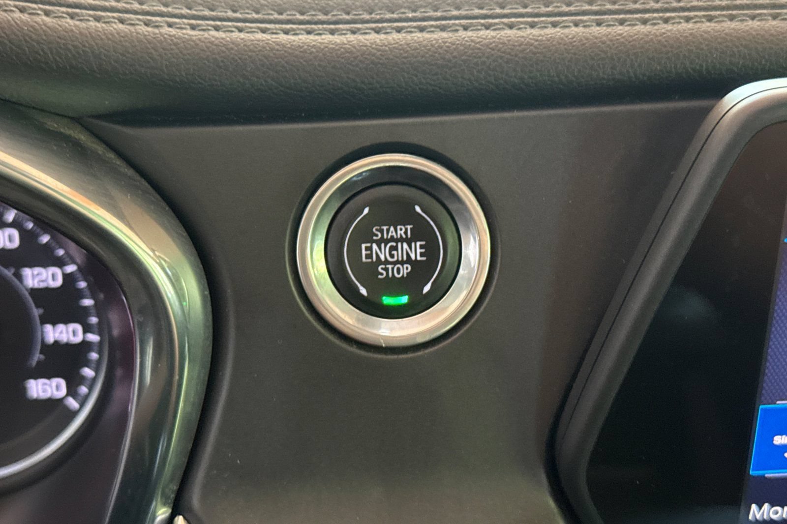 Used 2021 Chevrolet Blazer LT FWD image 29