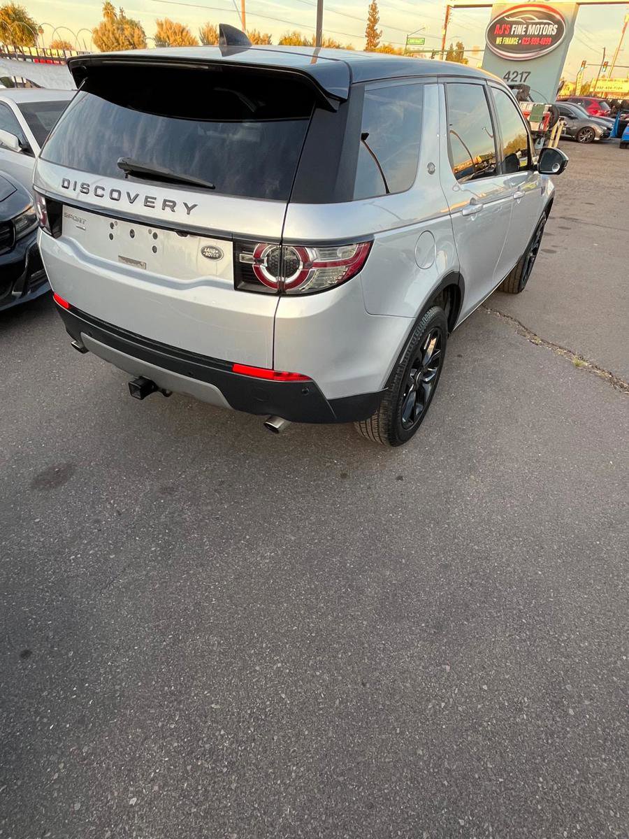 Used 2019 Land Rover Discovery Sport HSE AWD/4WD image 6