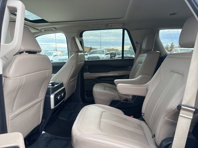 Used 2024 Ford Expedition Limited image 18