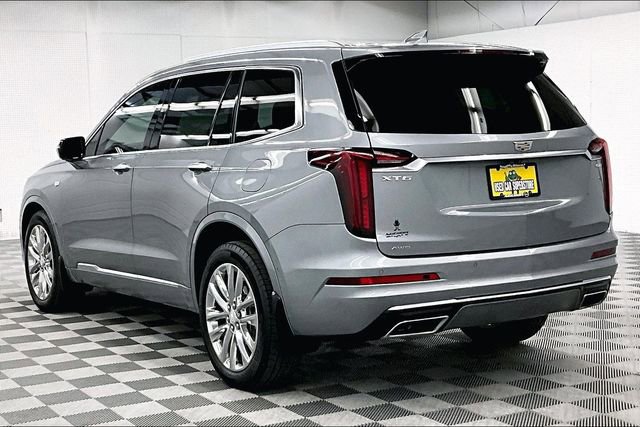 Used 2023 Cadillac XT6 Premium Luxury w/ Technology Package image 3
