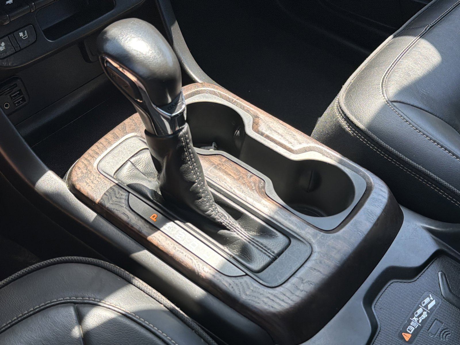 Certified 2022 GMC Canyon Denali AWD/4WD image 26