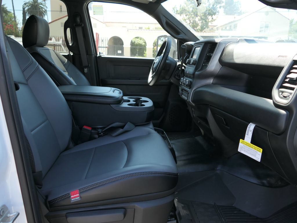 New 2024 RAM 4500 Tradesman w/ Chrome Appearance Group RWD image 22