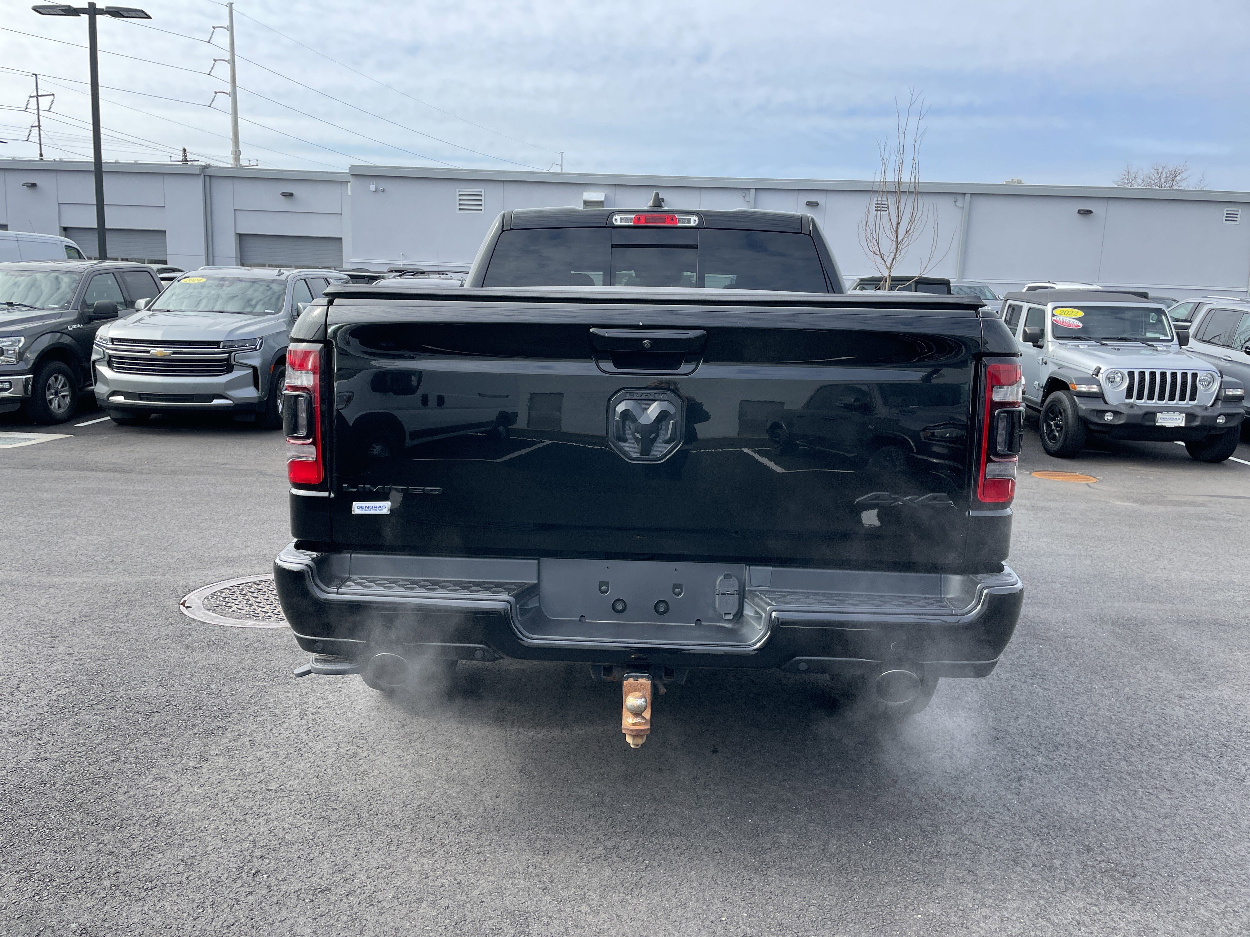 Used 2020 RAM 1500 Limited w/ Black Appearance Package image 5