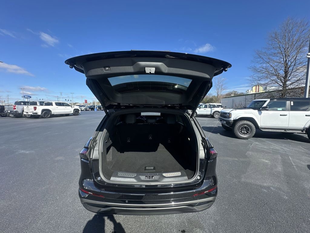 Used 2025 Lincoln Nautilus Premier w/ Jet Appearance Package image 29