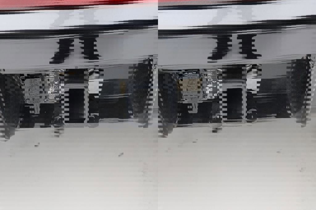 Used 2024 Volkswagen Atlas Cross Sport SEL R-Line image 10