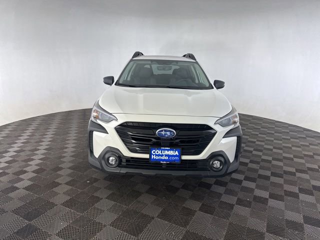 Used 2025 Subaru Outback Onyx Edition AWD/4WD image 2