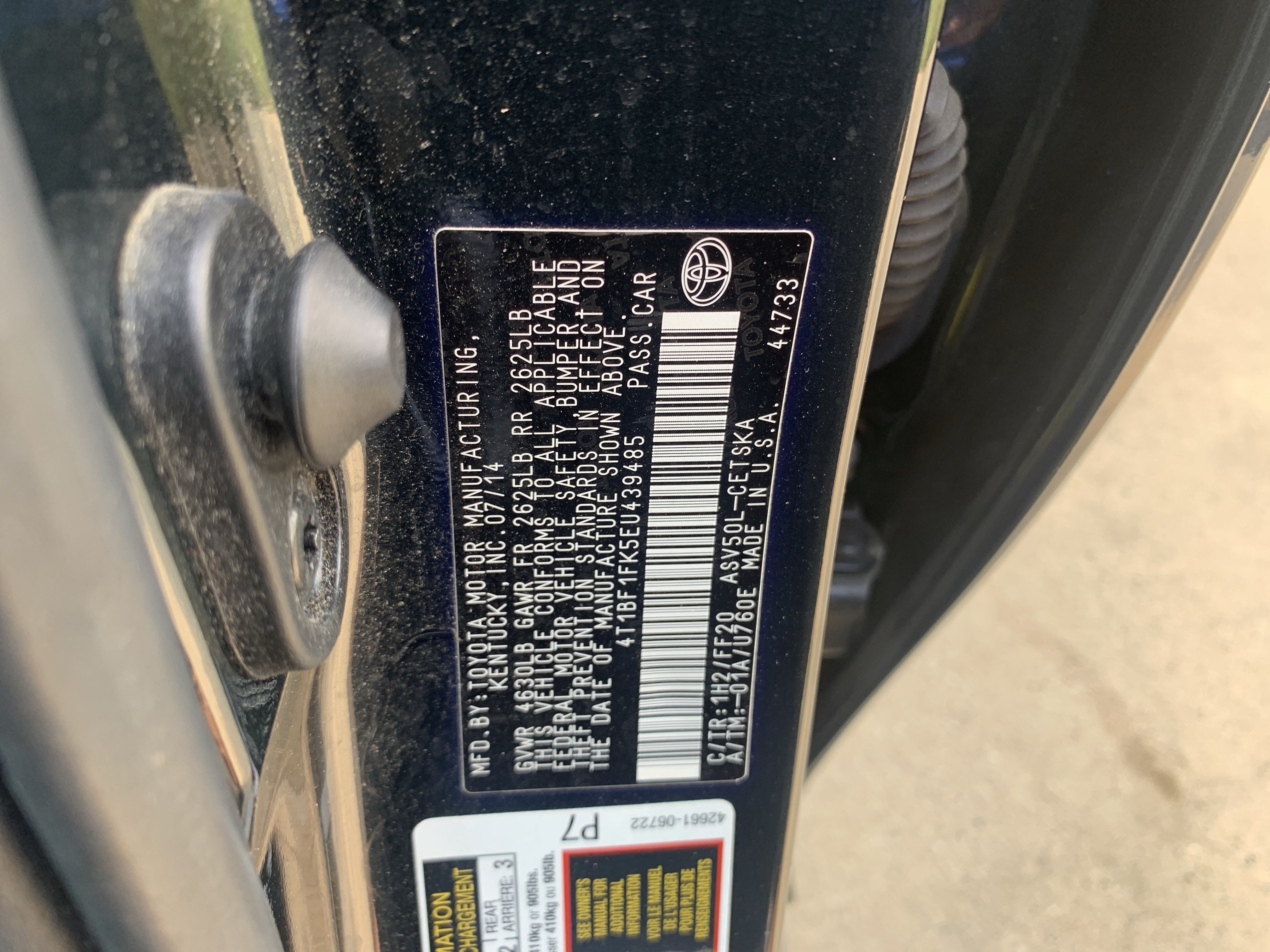 Used 2014 Toyota Camry SE w/ Moonroof Package FWD image 31
