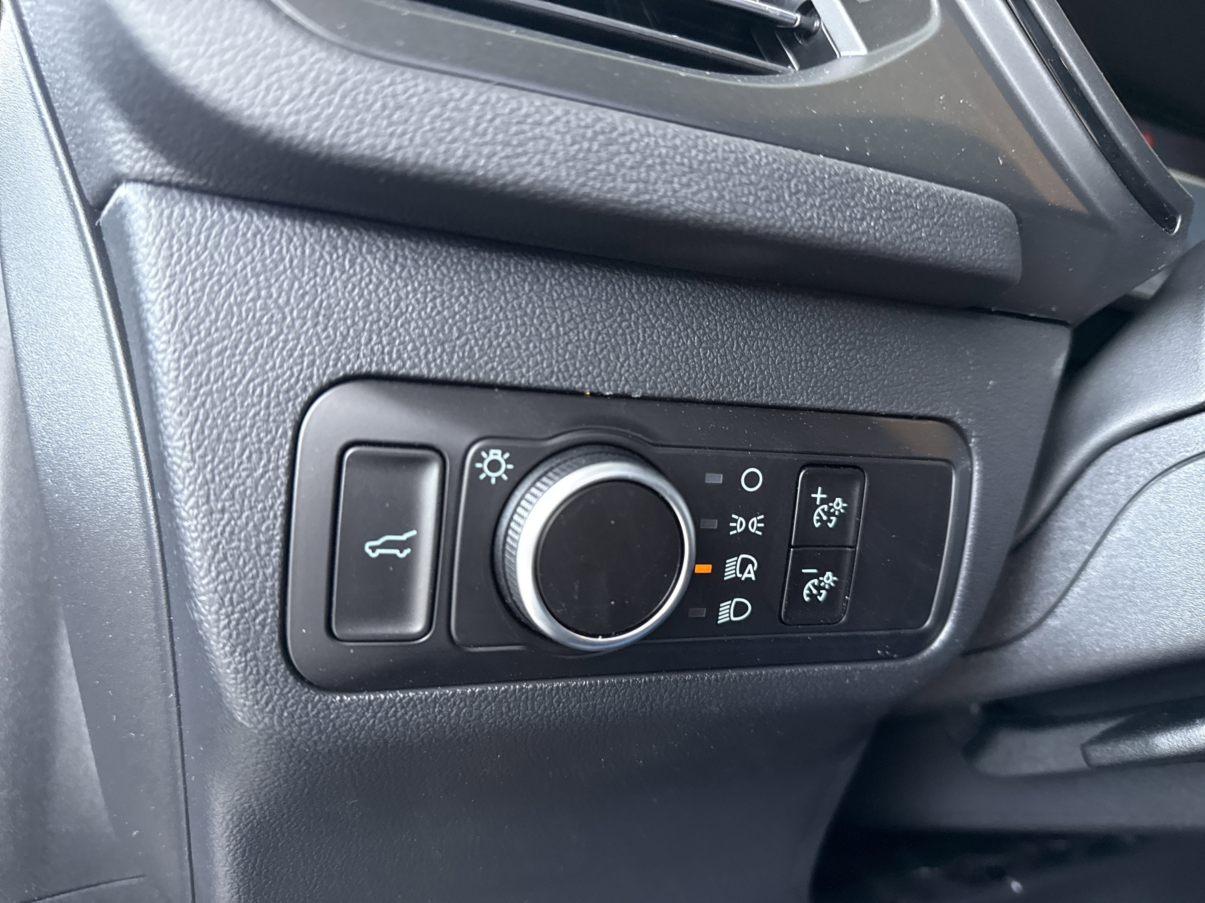 New 2026 Ford Escape ST-Line w/ Tech Pack #1 FWD image 23