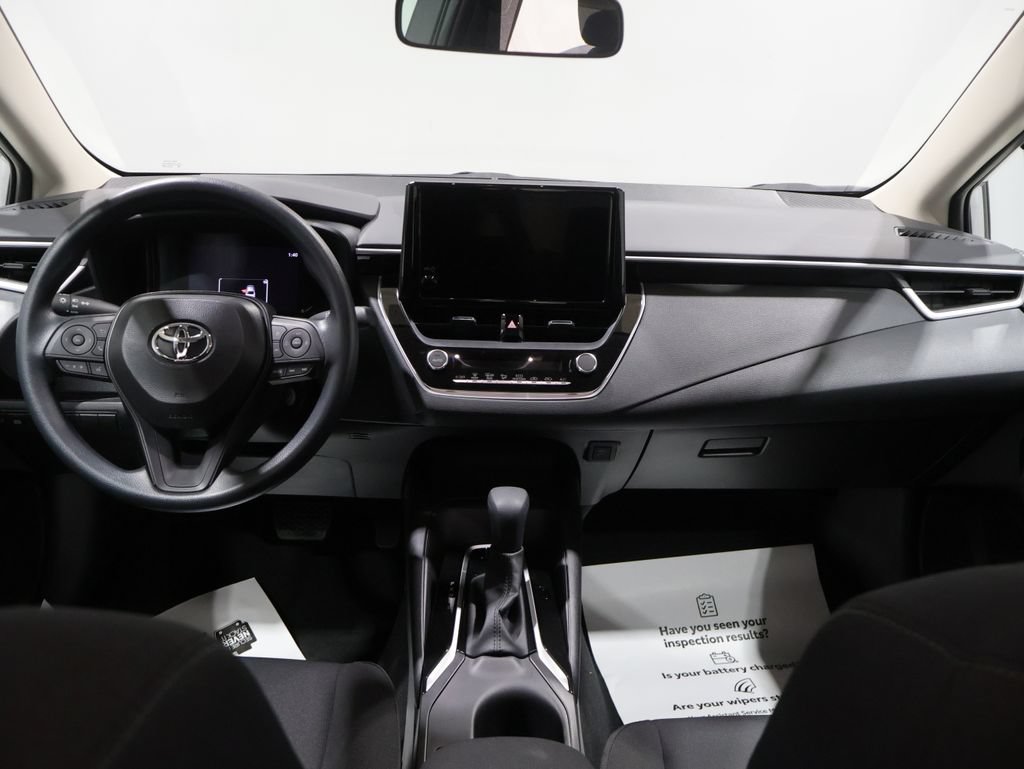 Used 2026 Toyota Corolla LE FWD image 14