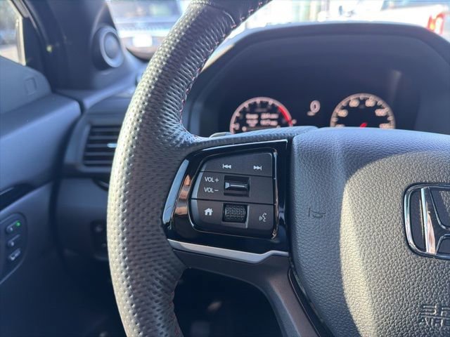 Used 2025 Honda Ridgeline Black Edition image 22