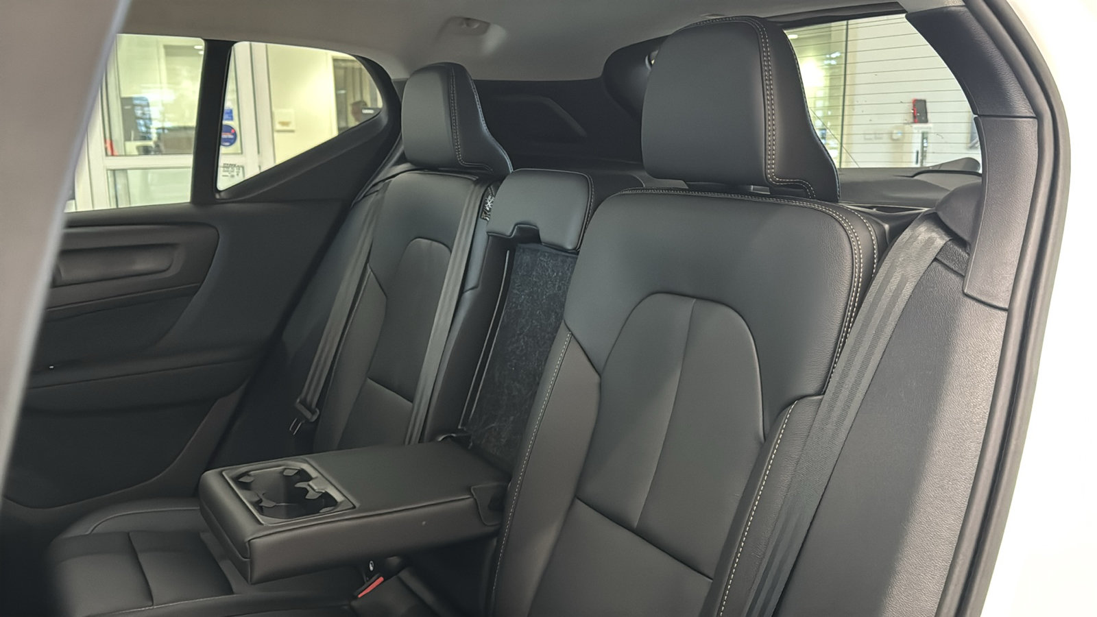 New 2026 Volvo XC40 B5 Plus w/ Protection Package Premier AWD/4WD image 26