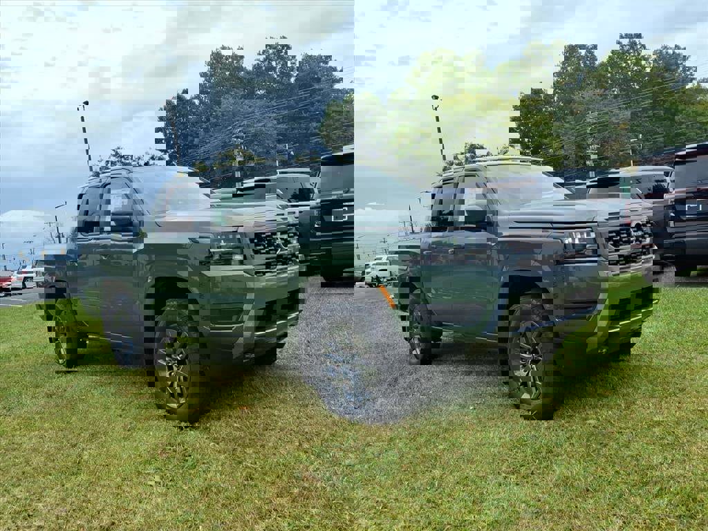 New 2026 Nissan Frontier SV image 1