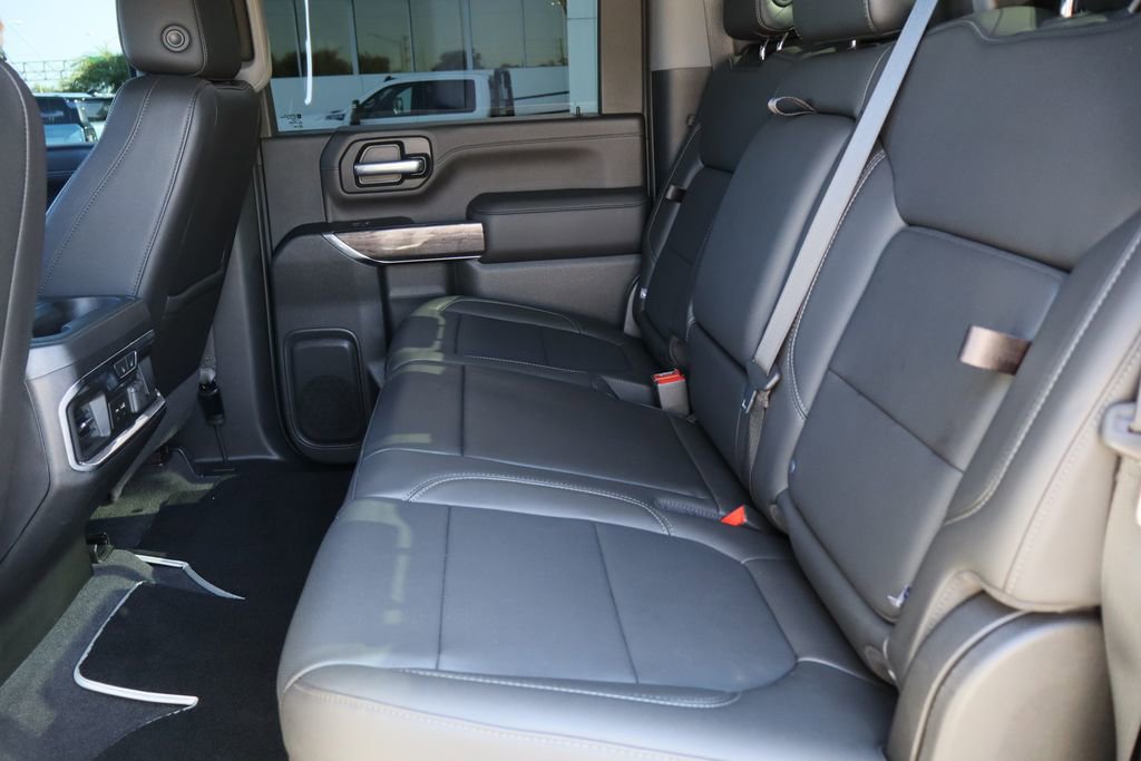 Used 2020 Chevrolet Silverado 2500 LTZ w/ Technology Package image 25