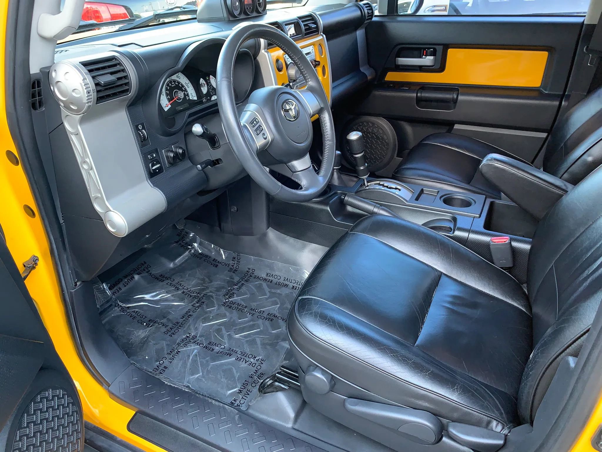 Used 2007 Toyota FJ Cruiser 4WD image 11