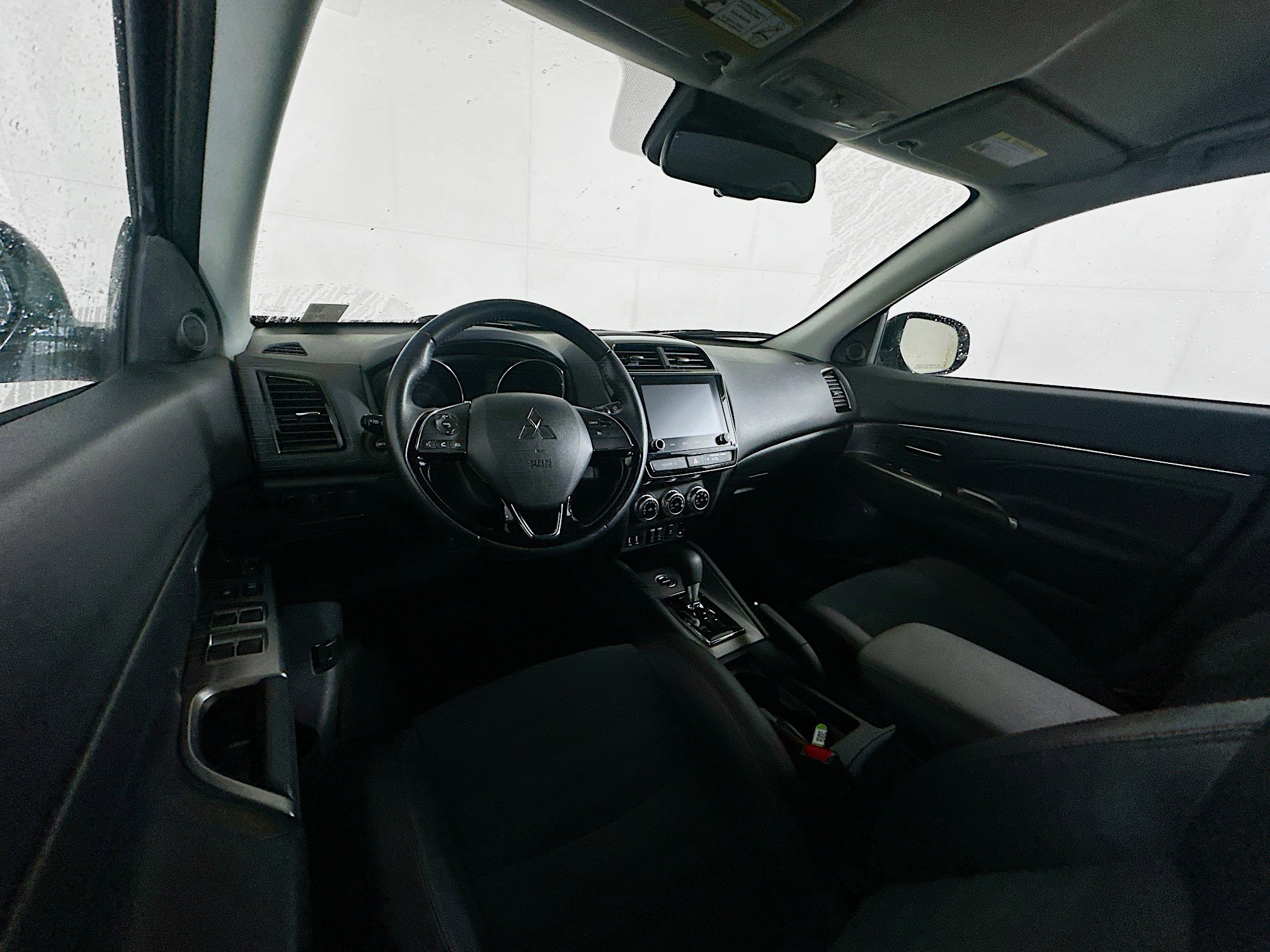 Used 2024 Mitsubishi Outlander Sport SE image 18