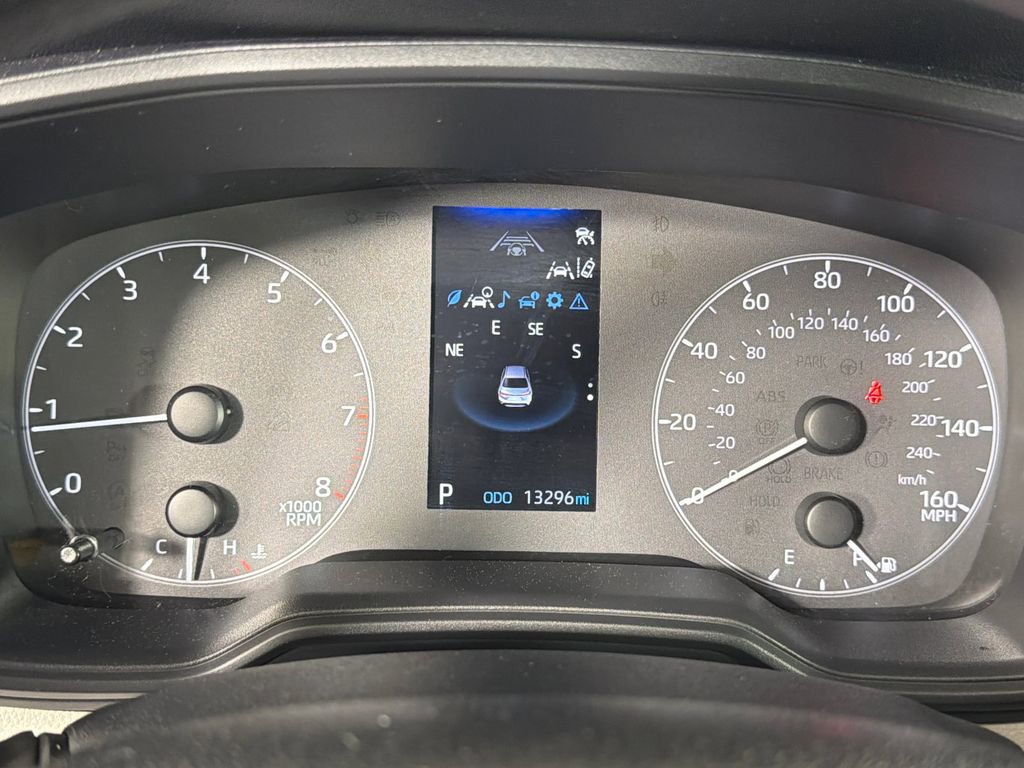 Used 2025 Toyota Corolla LE image 26