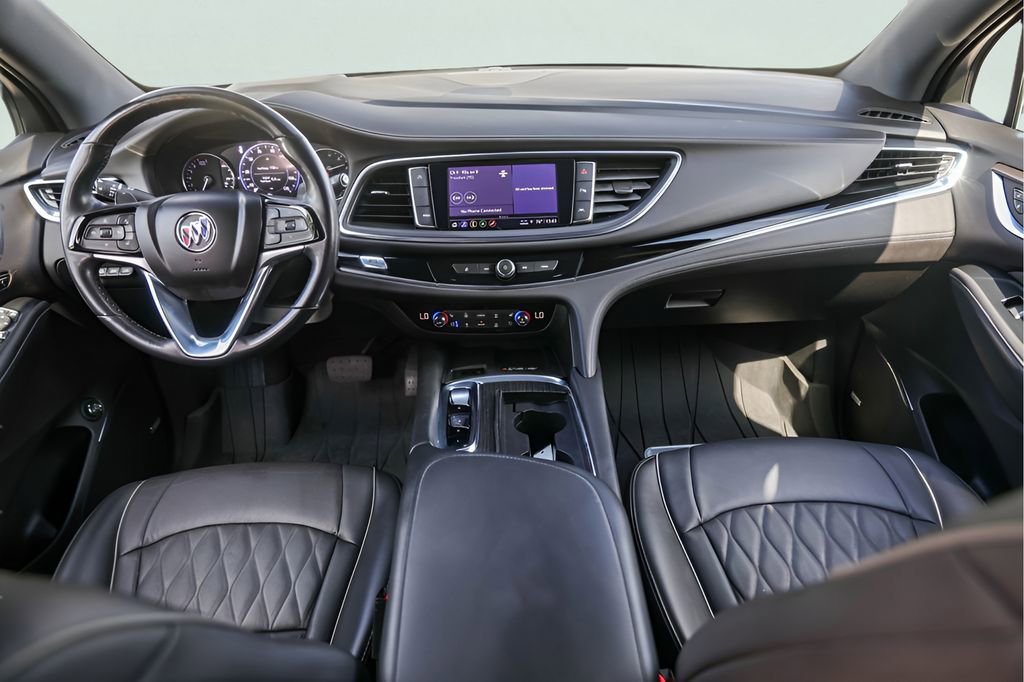 Used 2023 Buick Enclave Avenir w/ Avenir Technology Package image 30