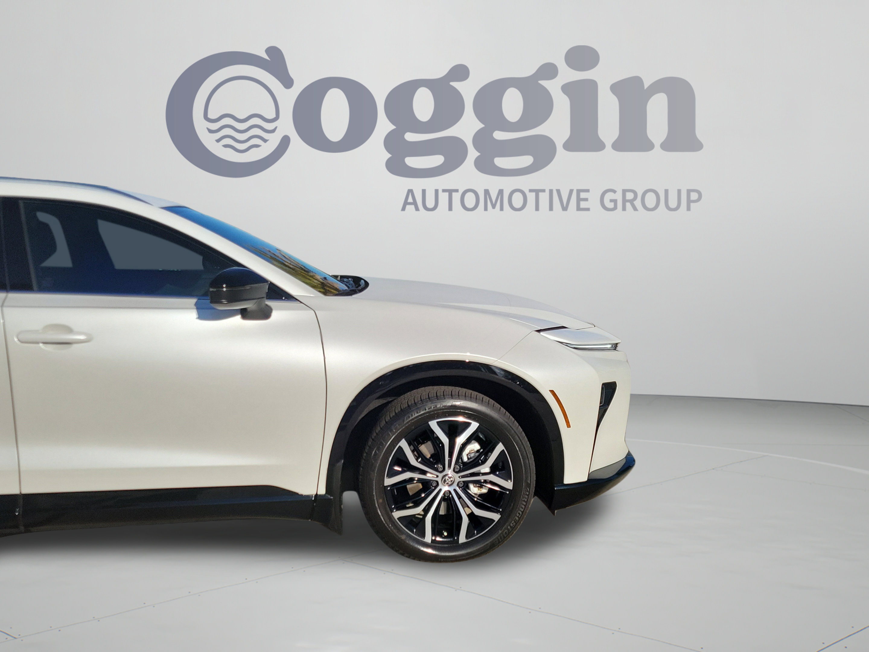 Certified 2025 Toyota Crown Signia AWD/4WD image 28