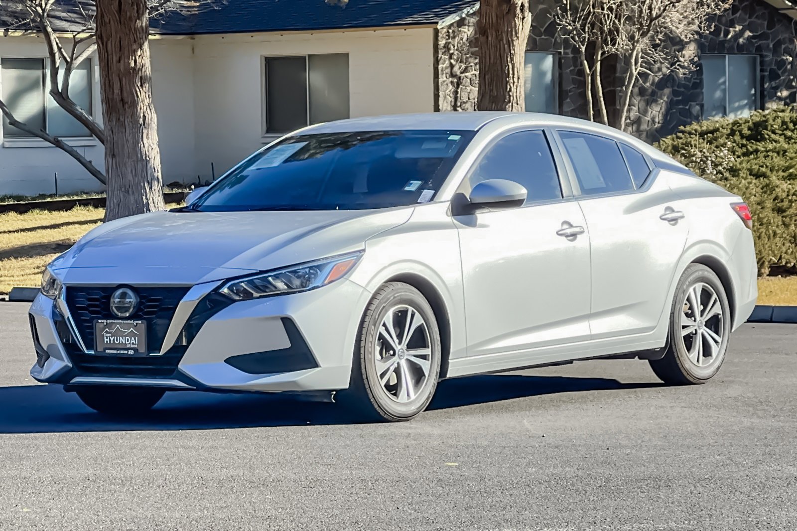 Used 2023 Nissan Sentra SV image 9