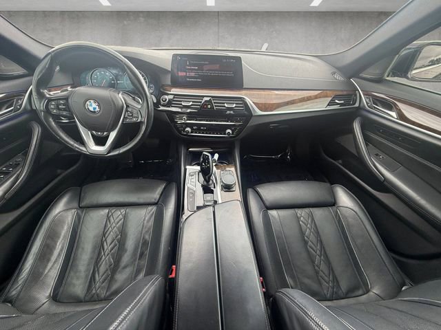 Used 2018 BMW 530e w/ Premium Package 2 image 20