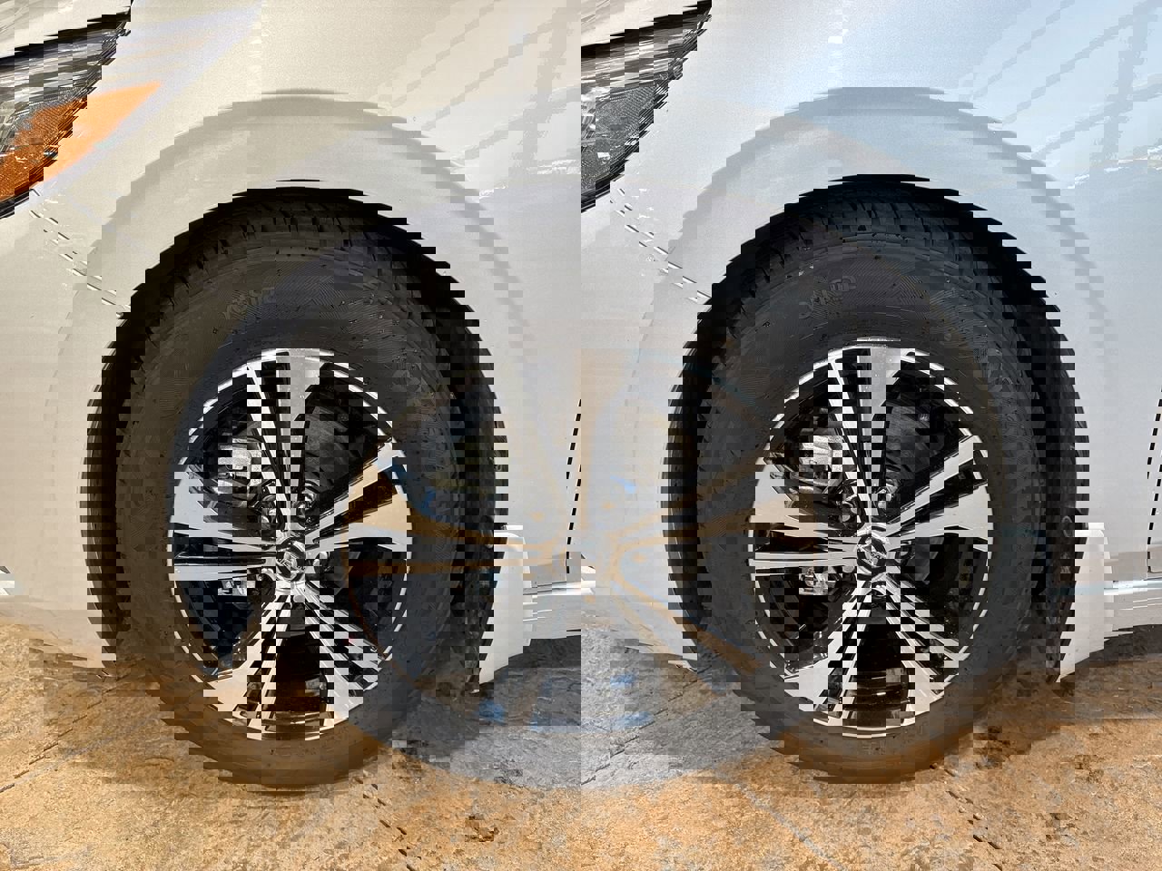 Used 2022 Nissan Sentra SV image 10