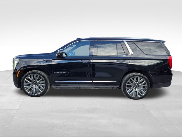 Used 2025 GMC Yukon Denali Ultimate w/ LPO, Floor Liner Package image 10