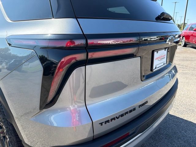 New 2027 Chevrolet Traverse Z71 w/ Driver Confidence Package AWD/4WD image 19