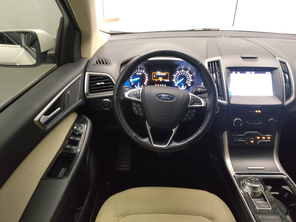 Used 2019 Ford Edge SEL FWD image 22