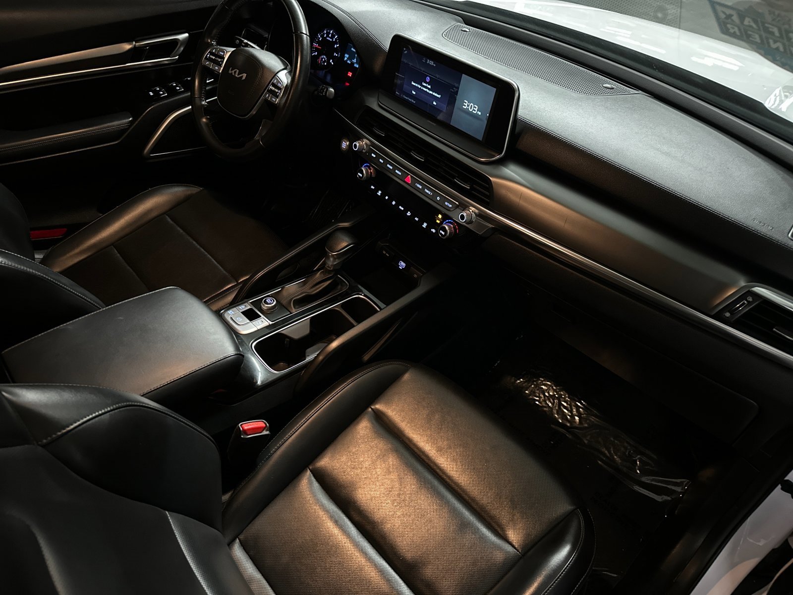 Certified 2022 Kia Telluride LX image 16