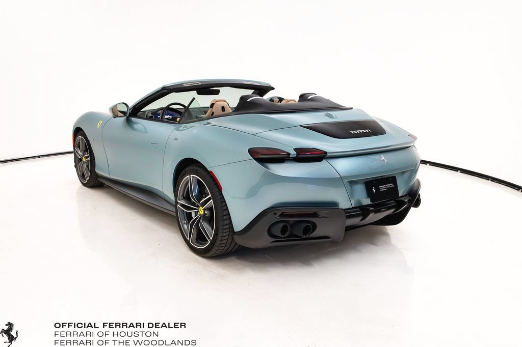 Used 2024 Ferrari Roma Spider RWD image 2