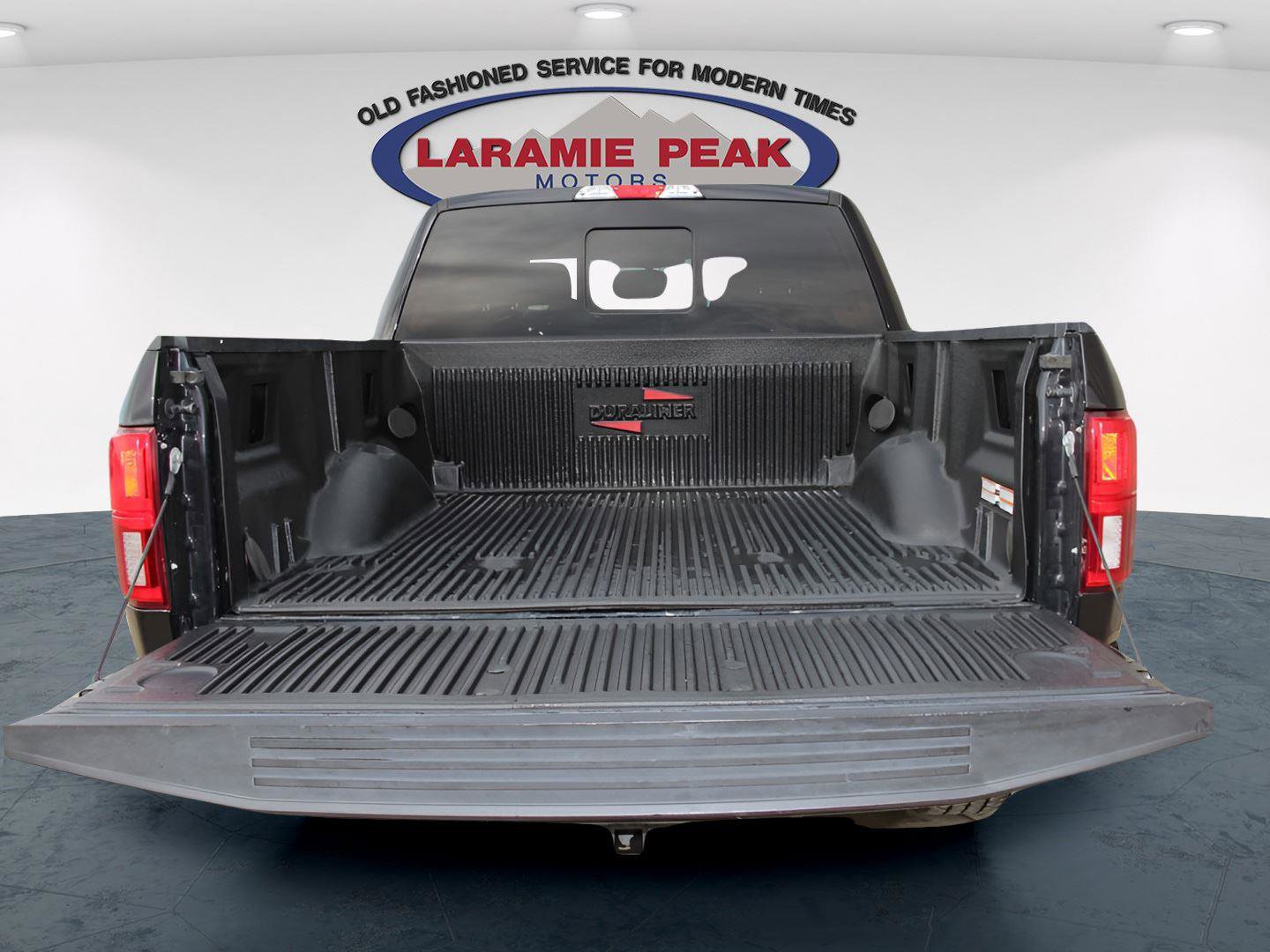 Used 2020 Ford F150 Lariat image 5