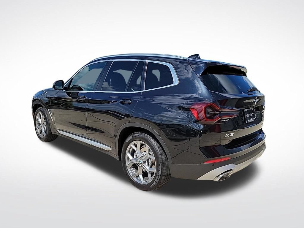 Used 2023 BMW X3 xDrive30i w/ Convenience Package AWD/4WD image 3