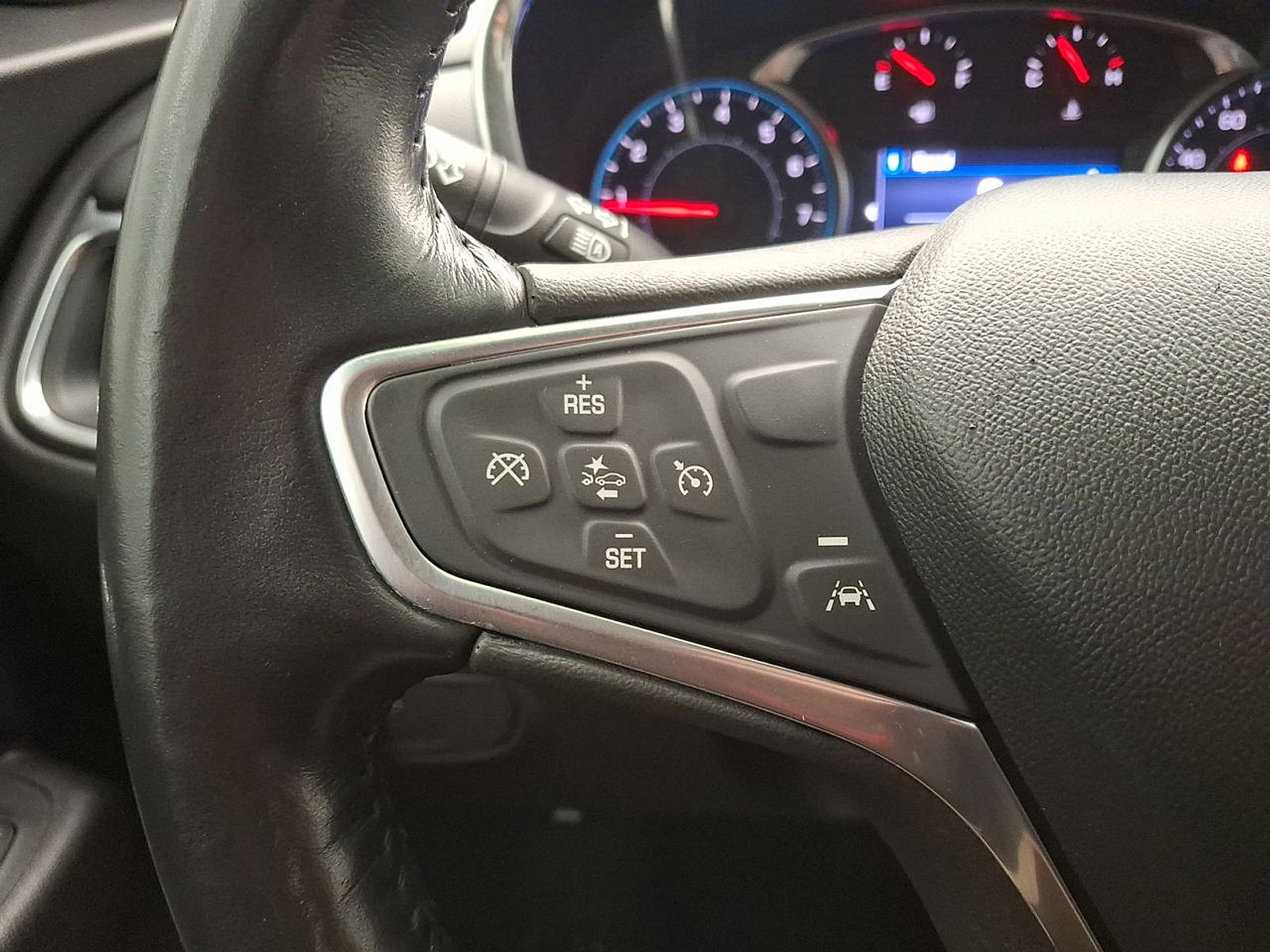 Used 2022 Chevrolet Equinox LT FWD image 20