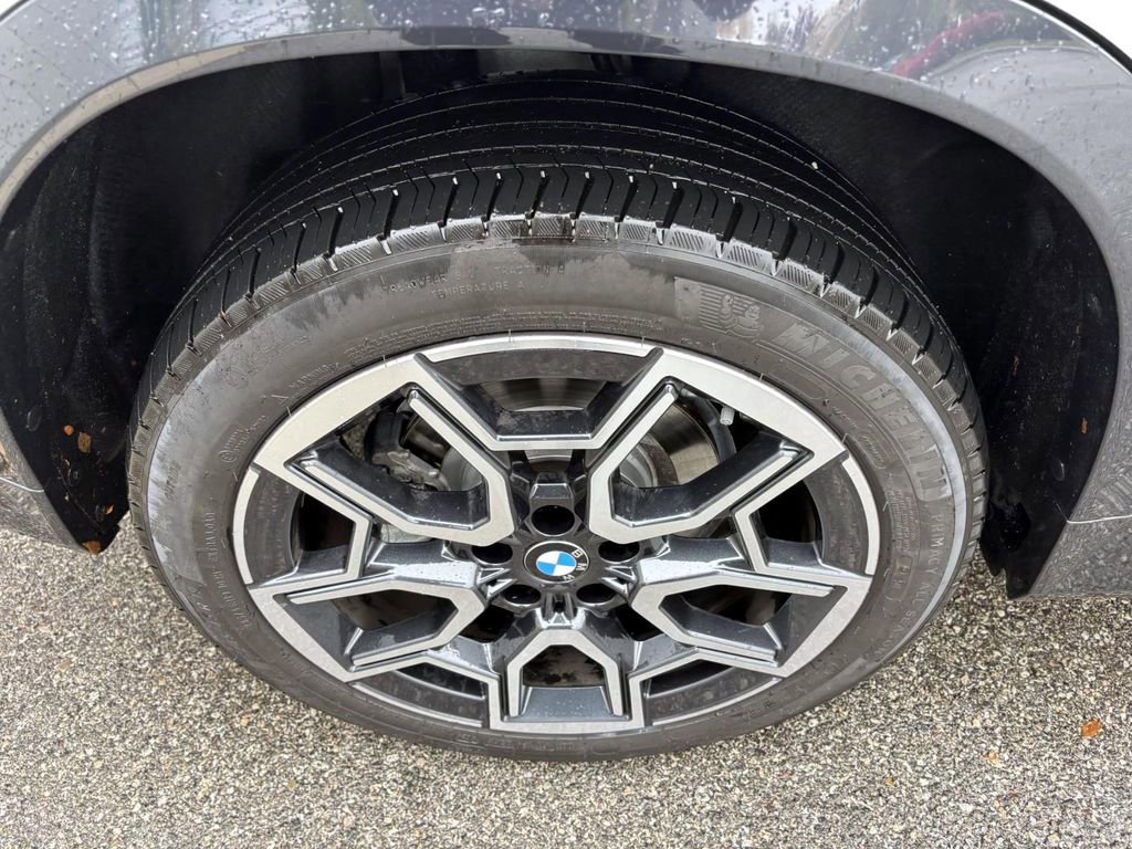 Certified 2025 BMW X1 xDrive28i w/ Premium Package image 10