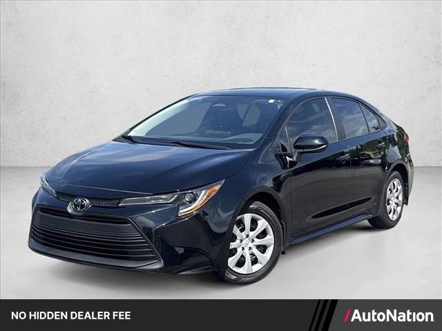 Used 2025 Toyota Corolla LE FWD image 1