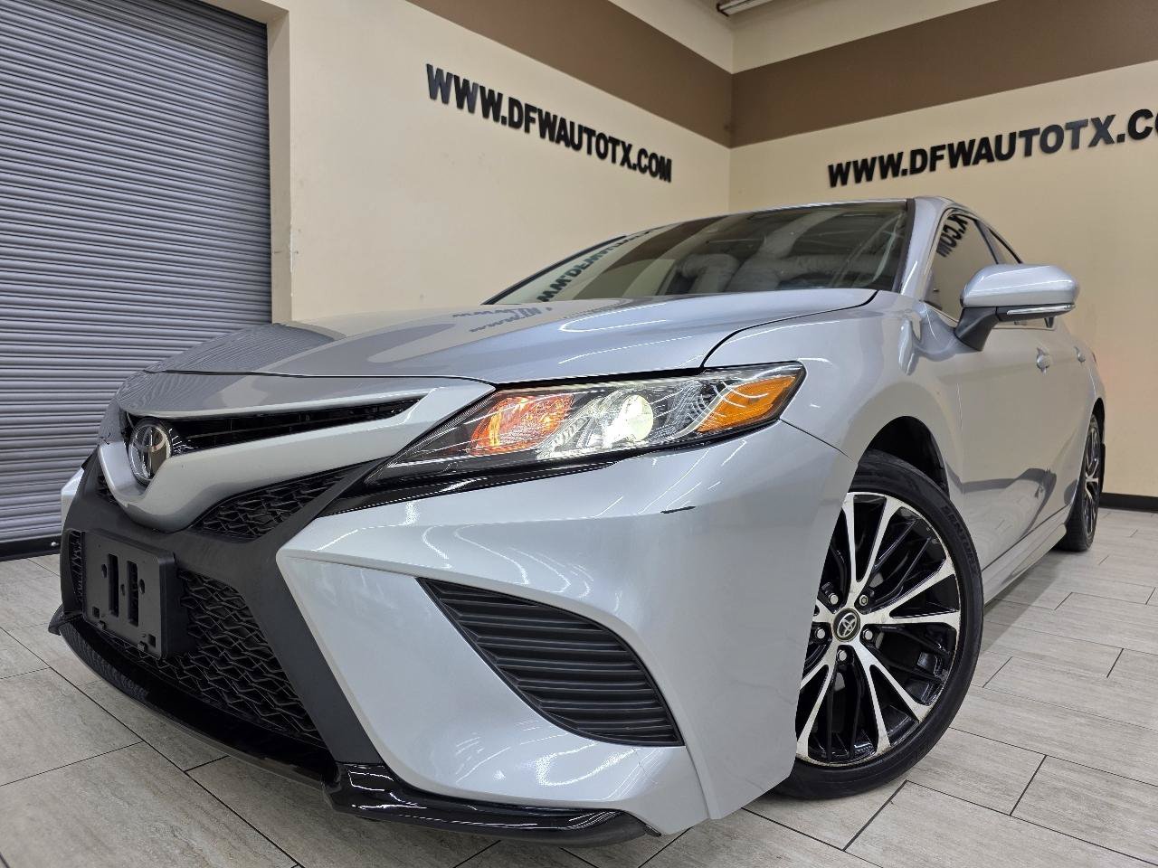 Used 2019 Toyota Camry SE w/ Convenience Package