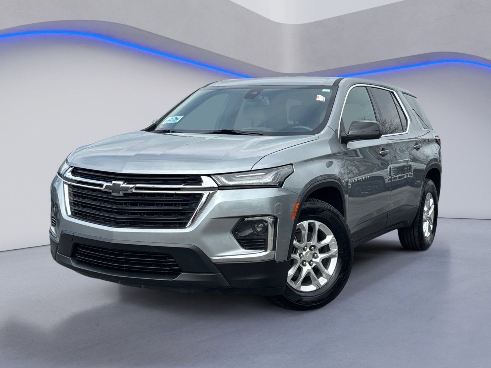 Used 2023 Chevrolet Traverse LS video 2