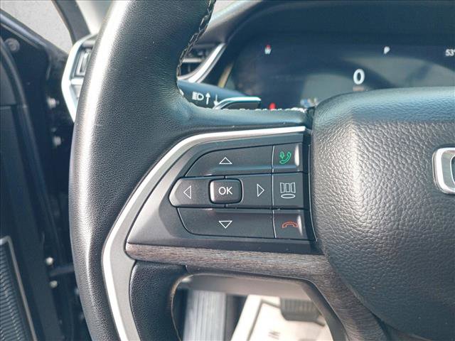 Used 2022 Jeep Grand Cherokee L Limited w/ Luxury Tech Group II image 19