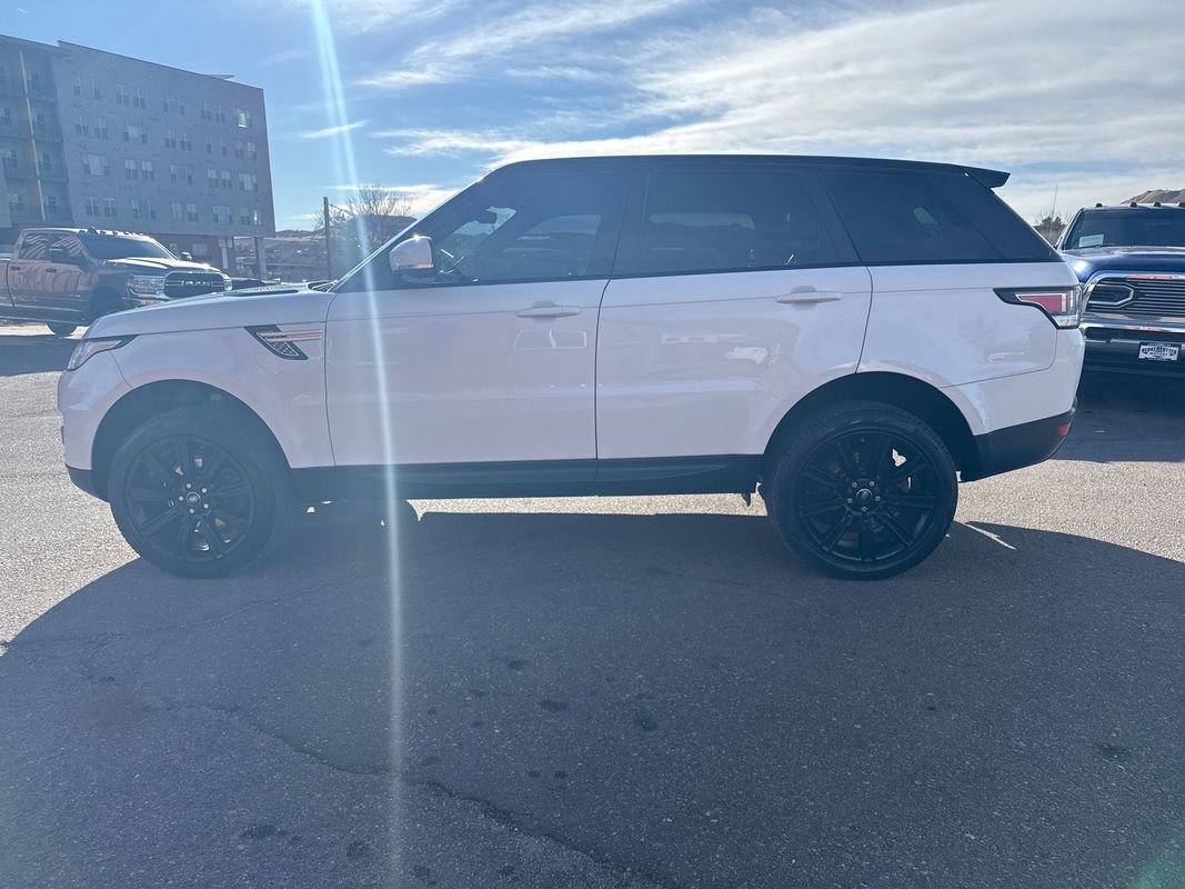 Used 2017 Land Rover Range Rover Sport HSE image 4