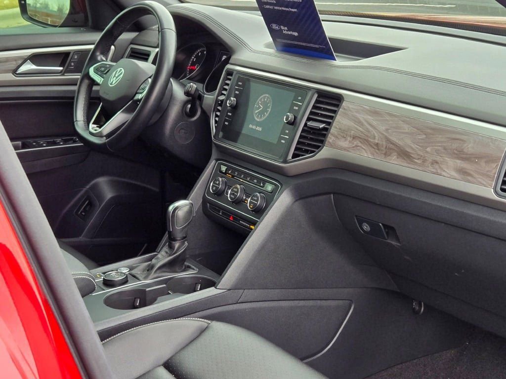 Used 2020 Volkswagen Atlas Cross Sport SE image 7