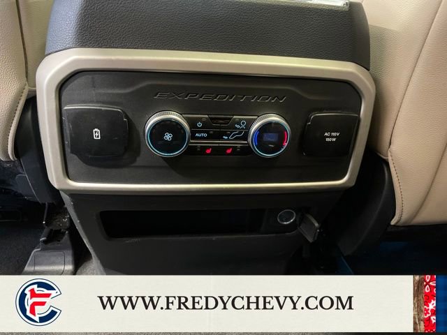 Used 2024 Ford Expedition Limited image 26