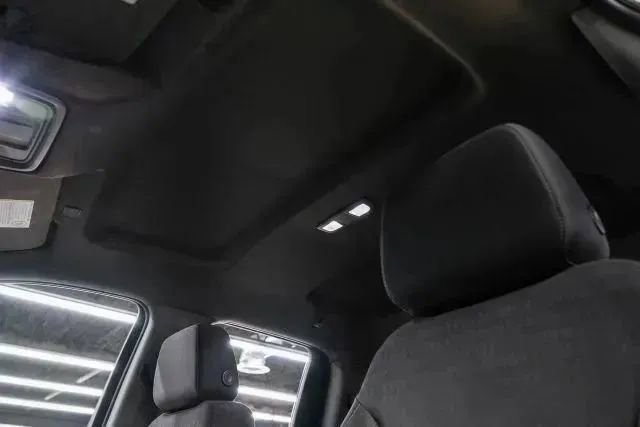 Used 2022 GMC Sierra 2500 SLE w/ SLE Convenience Package image 36