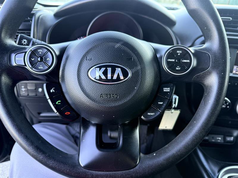 Used 2018 Kia Soul AUTO image 28